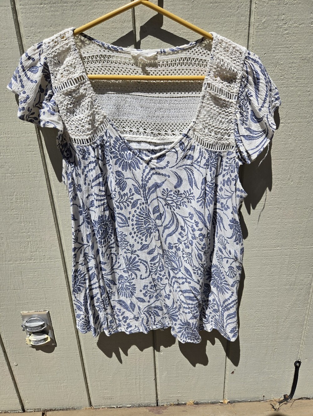Maurices XXL Women's Blue & White Floral Crochet-Yoke Top Blouse